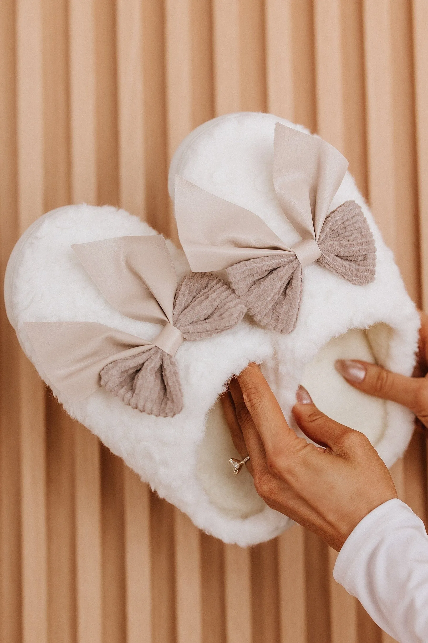 Bow Plush Winter Slippers | PRE ORDER