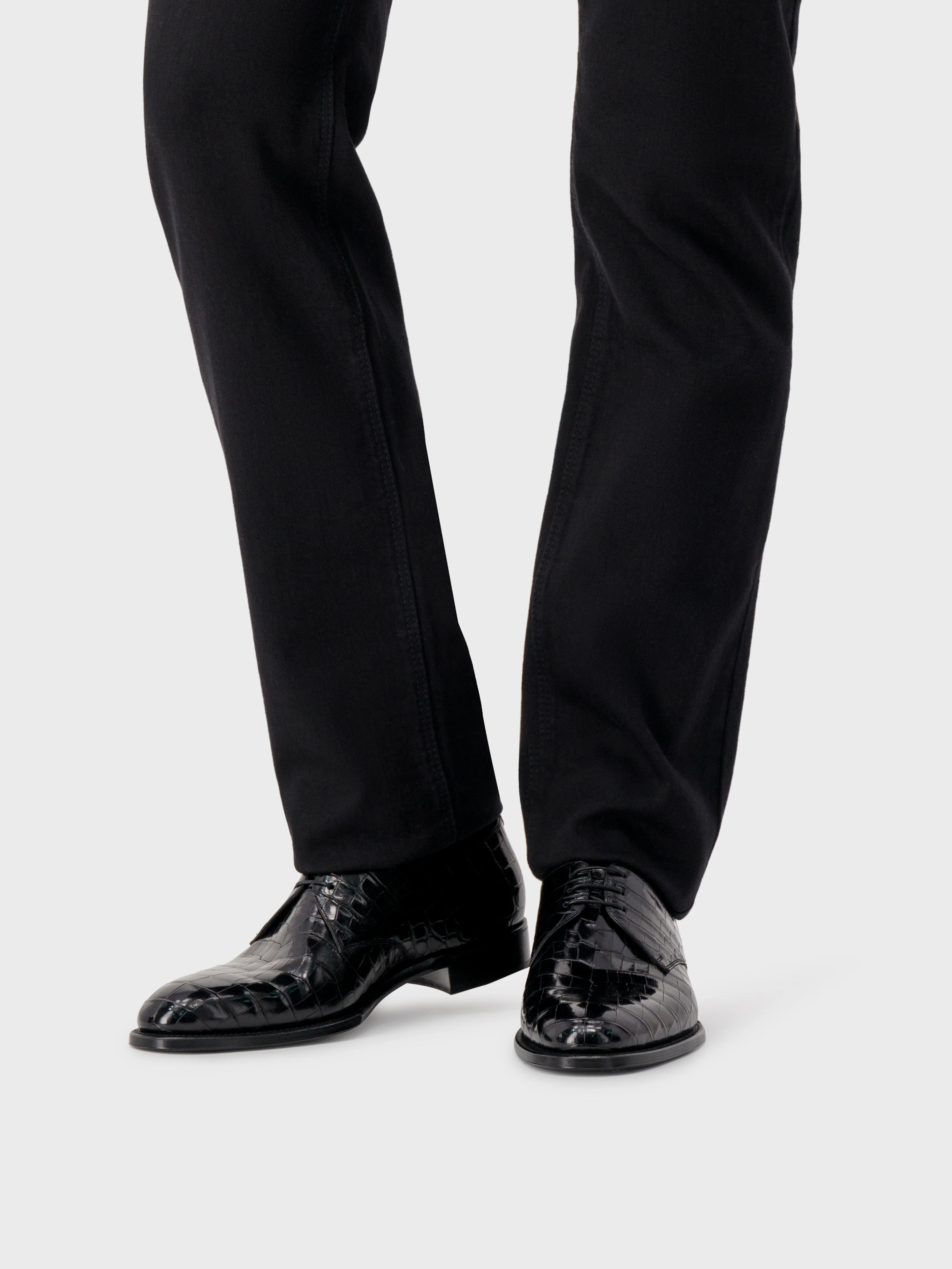Lace-Up Crocodile Shoes - Black