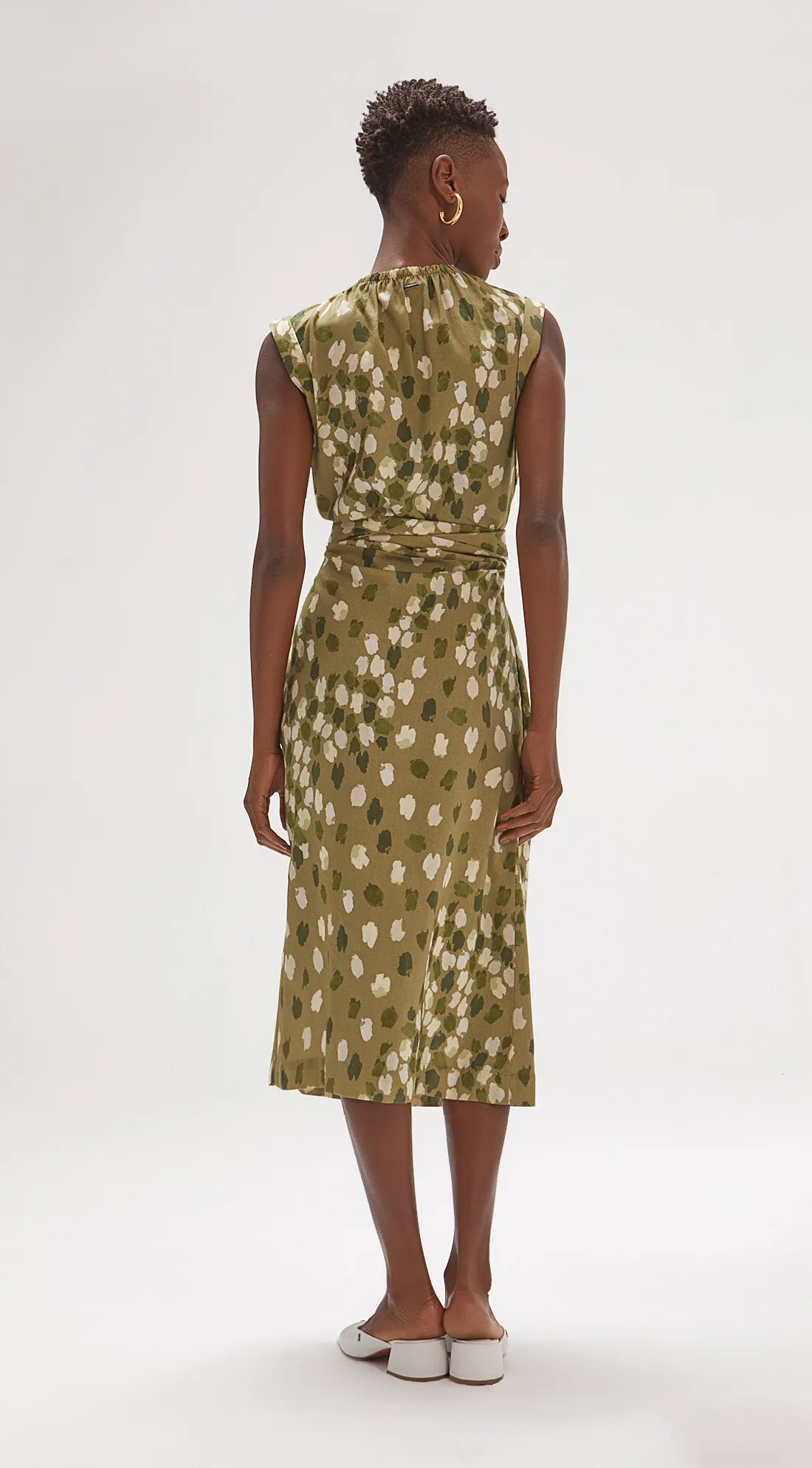 MIDI WITH ELASTICIZED NECKLINE AND BELTED WAIST