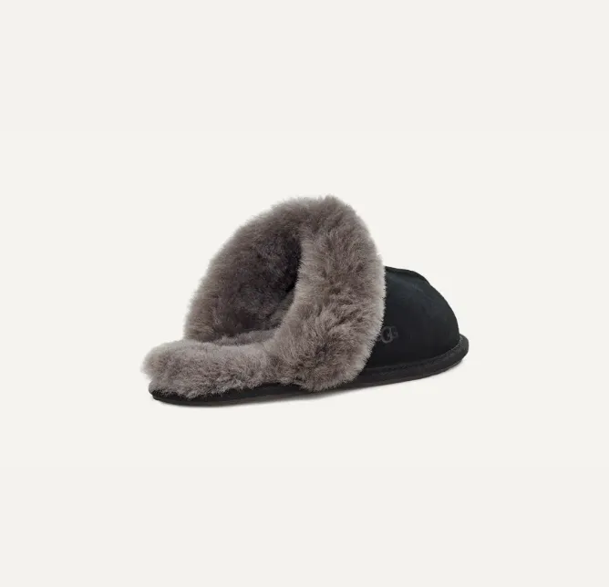 UGG W Scuffette II - Black/Grey